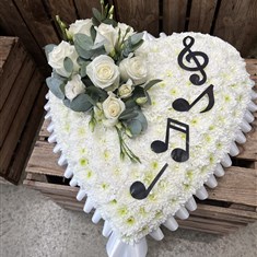 Beautiful white heart for the music lover 